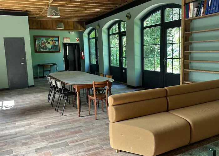 Salle Ancienne Ferme Du Chateau Holiday home